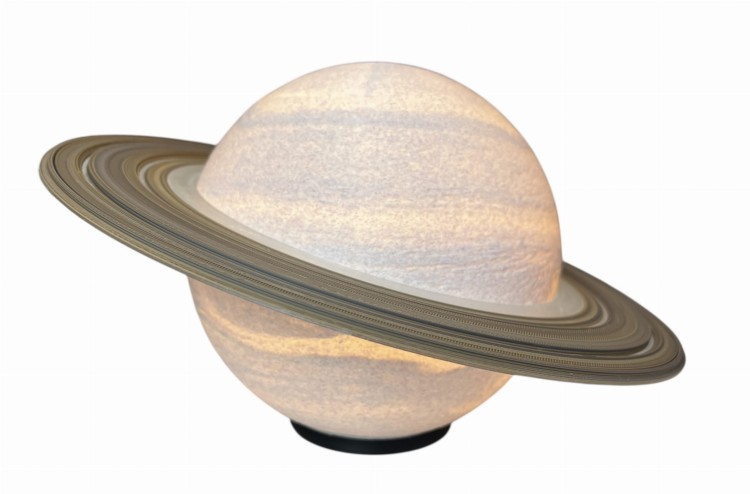 saturn_lekko_swieci_bialy.jpg